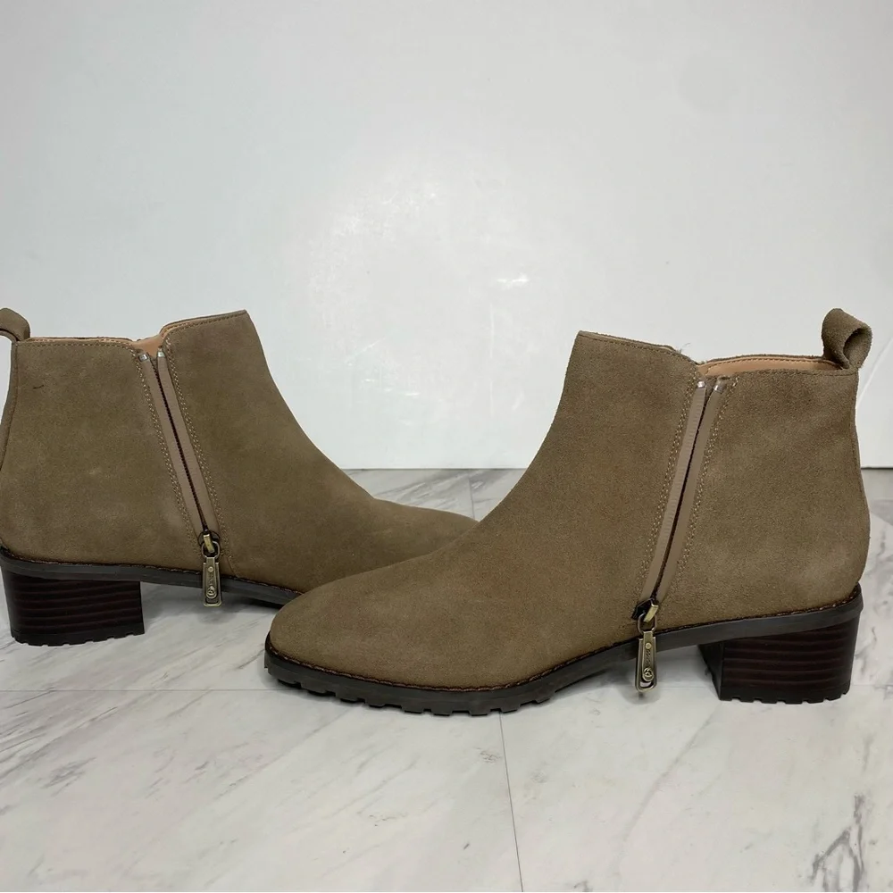 New! Blondo Samara Gray Tan Suede Bootie 9M